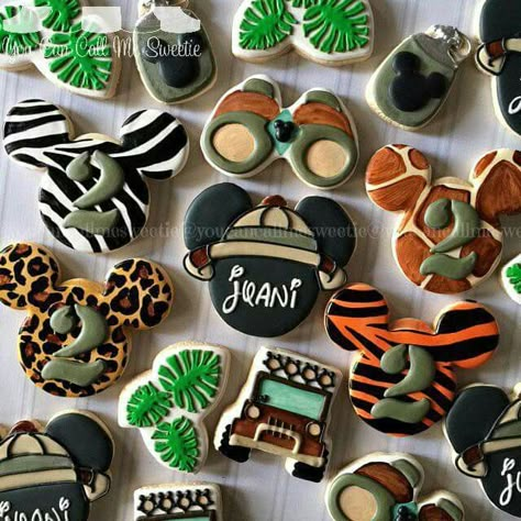 Safari Sugar Cookies, Mickey Mouse Safari Birthday, Mickey Safari Birthday, Cupcakes Minnie Mouse, Γενέθλια Mickey Mouse, Mickey 1st Birthdays, Safari Cookies, Fiesta Mickey Mouse, Jungle Thema