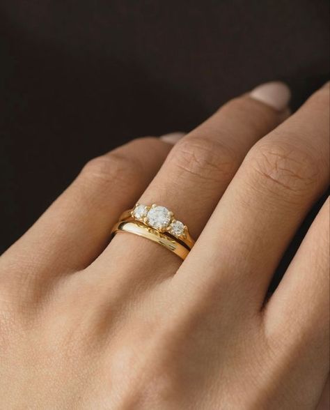 Traditional Engagement Rings With Wedding Band, Small Three Stone Ring, Traditional Gold Wedding Ring, Ring Combinations Wedding, Flat Gold Engagement Ring, Trilogy Ring And Wedding Band, Band Style Engagement Ring, Marriage Bands For Women, Minimalist Gold Wedding Ring