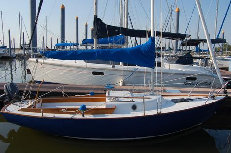 1971 Cape Dory Typhoon RESTORED Sail Boat For Sale - www.yachtworld.com Cape Dory, Kemah Texas, Baltic Yachts, Classic Sailboat, Sailboats For Sale, Wooden Sailboat, Classic Sailing, Mercury Outboard, Boat For Sale