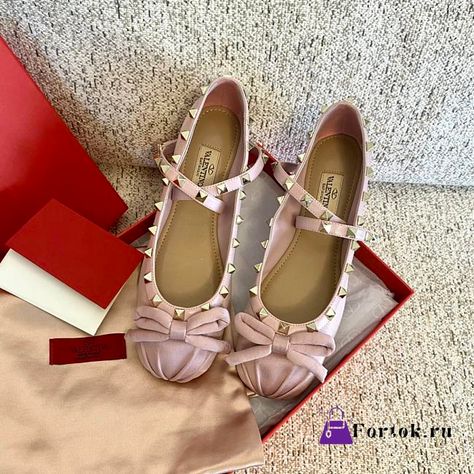 Fortok Valentino Garavani Silk Rockstud Ballet Flats Pink - FORTOK.RU Valentino Ballet Flats, Ballet Flats Pink, Valentino Flats, Valentino Shoes, Valentino Garavani, Ballet Flats, Ballet, Louis Vuitton, Silk