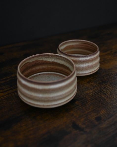 When the weather is as muggy and hot as it is at the moment, these desert sand beige Chawan tea bowls should definitely be filled with a refreshing, not too warm portion of tea. #potter #potterystudio #handmade #ceramics #keramik #teabowl #chawan #matcha #tealovers #teatime #design #glaze #craft Desert Sand, Tea Bowls, Sand Beige, Pottery Studio, Tea Time, Handmade Ceramics, Matcha, Glaze, Bowl