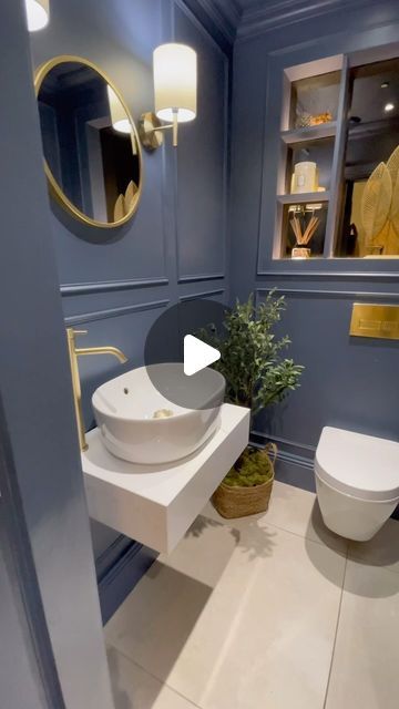 Kate Clarkson on Instagram: "Me - does a reel which shows our colour drenched WC.  What feels like everyone - “what colour is it?”  💙💙💙  Would you go so bold in such a small space?  Happy weekend everyone! xxxxx  #colourdrenching #colourdrench #winedark #navycolour #darkblue" Shower Room Colour Schemes, Colourful Small Bathroom, Colour Drenched Bathroom, Small Bathroom Colours, Color Drenched Bathroom, Colorful Small Bathroom, Spa Like Master Bath, Spa Like Master, Wc Ideas