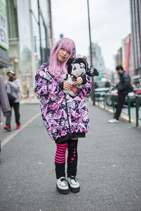 Yami Kawaii Outfit, Yami Kawaii Fashion, Decora Outfits, Menhera Fashion, Harajuku Decora, Puffer Jacket Outfit, Yami Kawaii, Gyaru Fashion, Fashion Inspiration Board