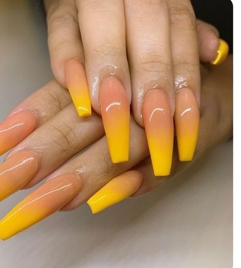 Coffin peach & yellow ombre Yellow Ombre Nails, Orange Ombre Nails, Ombre Nail Art Designs, Orange Nail, Yellow Ombre, Ombre Acrylic Nails, Nail Art Ombre, Orange Ombre, Coffin Nails Designs