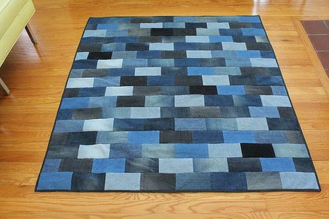 Jean Quilt Ideas, Jean Blanket, Denim Quilt Ideas, Denim Quilt Patterns, Jean Projects, Jean Quilts, Blue Jean Quilts, Denim Quilts, Jean Quilt