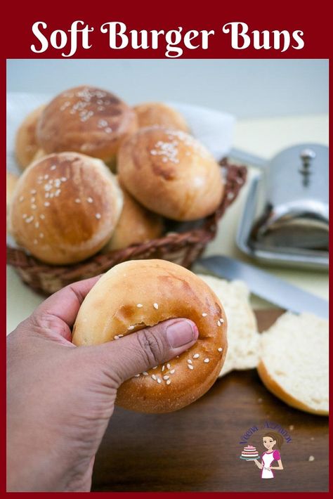 Soft Hamburger Bun Recipe, Soft Burger Buns, Hamburger Rolls, Burger Buns Recipe, Hamburger Bun Recipe, Homemade Hamburger Buns, Homemade Buns, Easy Hamburger, Homemade Hamburger