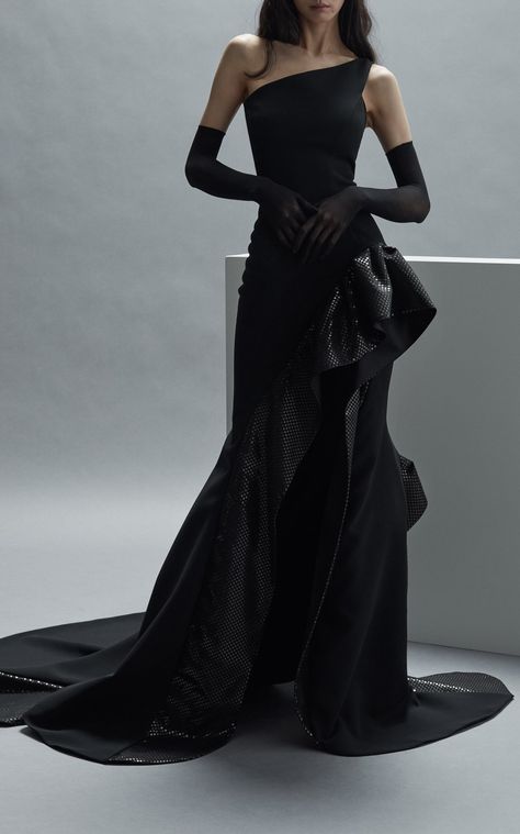 Curiosa Asymmetric Gown By Maticevski | Moda Operandi Black One Strap Dress, Toni Maticevski, Classy Prom, Runway Fashion Couture, Modern Womens Fashion, Classy Prom Dresses, Looks Black, Grad Dresses, Fall 2022