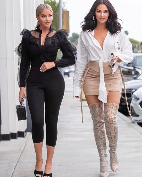 Olivia Pierson 👄 & Natalie Natalie And Olivia, Natalie Halcro, Olivia Pierson, Hit Girls, Fashion Tips For Women, Elegant Woman, Kim Kardashian, Kylie Jenner, Rihanna