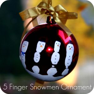 Christmas kids crafts Snowman Handprint Ornament, Grandparents Gifts, Handprint Ornaments, Gifts Creative, Homemade Ornaments, Finger Print, Christmas Activities For Kids, Groundhog Day, Snowman Ornaments