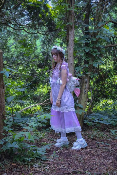 Spring Festival Fairycore Dress, Fairy Peony Outfits, Manic Pixie Dream Girl Aesthetic Outfits, Purple Fairycore Outfit, Colourful Fairycore Outfit, Fairy Girl Aesthetic, Aesthetic Cottagecore, Whimsical Dress, Pixie Dress