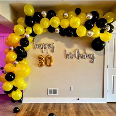 DIY BATMAN BALLOON ARCH KIT DIY BUMBLE BEE BALLOON ARCH KIT #balloonarch #balloongarland #balloondecor #balloonbackdrop #batmanbirthdayparty #bumblebee #partythemes #partyideasforkids #shopsmall #birthdayparty #birthdayboy #birthdaypartyideas #birthdaydecoration #birthdaygirl #birthdaypartydecorations #birthdaypartydecor #partydecoration #partydeco #partydecorationideas #shopsmallbiz Black And Yellow Balloons, Bee Balloon Garland, Diy Batman, Bee Balloon, Batman Diy, Balloon Arch Kit, Batman Birthday Party, Yellow Balloons, Superhero Batman