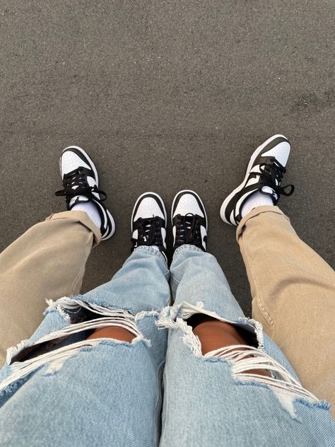 Nike Couple Outfits, Matching Sneakers Couples, Cute Matching Lockscreens, Matching Shoes For Couples, Couple Shoes Matching, Matching Lockscreens, Shoes Wallpaper, London Dreams, Cute Couples Cuddling