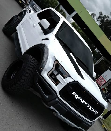 Ford Raptor Lifted, Ford Raptor Truck, Raptor Ford, Raptor Truck, Custom Lifted Trucks, Ford Trucks F150, Trucks Lifted Diesel, Ford 4x4, Lifted Chevy