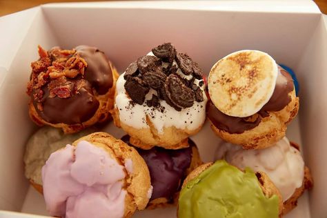 Japanese Cream Puff, Cream Puff Flavors, Mini Cream Puff, Strawberry Green Tea, Choux Puff, Green Tea Cookies, Puff Dessert, Choux Cream, Cupcake Cream