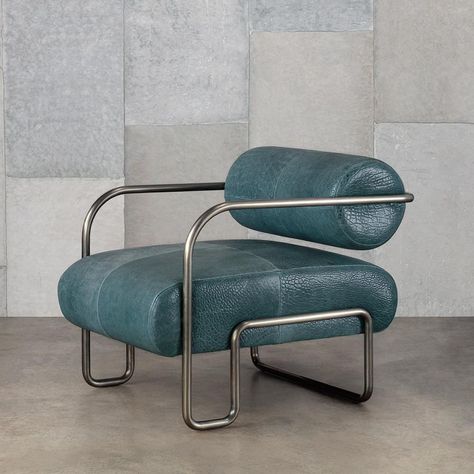 Kelly Wearstler Gallery on Instagram: “The Ardent Collection was inspired by the masculine and modern style of the Bauhaus movement.” Single Couch, Furniture Design Chair, Luxury Chairs, Chair Office, Modern Chair, Sofa Styling, Interior Modern, Kelly Wearstler, Club Chair