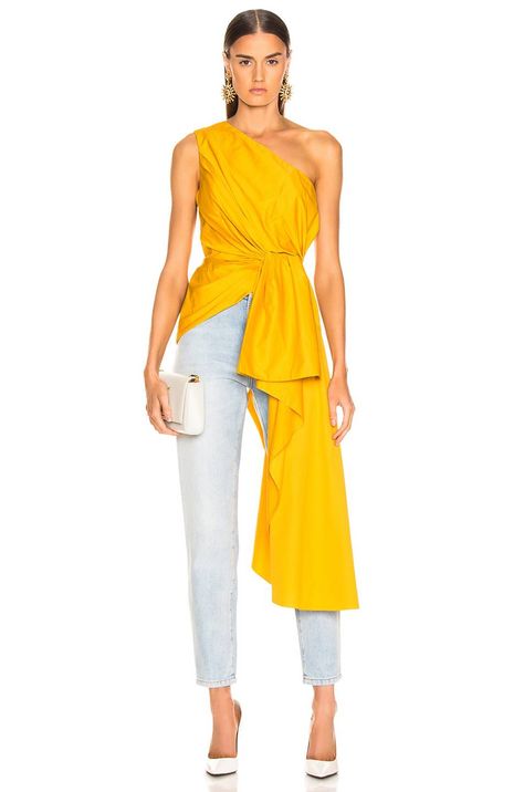 See and Shop 5 Color Trends From Street Style | Who What Wear Random Colors, Johanna Ortiz, Street Style Trends, Looks Chic, Yellow Fashion, Tulum, Fashion Tops, Look Fashion, Classy Outfits