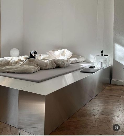 Chrome Bedroom, 70s Interior, Minimalist Bed, Steel Bed, Minimalist Apartment, Relaxing Bedroom, Interiors Dream, Neutral Walls, June 30