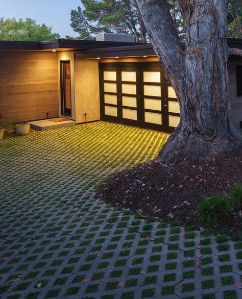 Grass Driveway, Permeable Driveway, Modern Driveway, Grass Pavers, Modern Remodel, Outdoor Space Design, Driveway Design, Driveway Landscaping, Paver Driveway