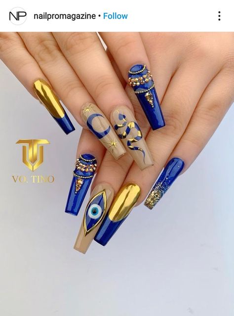 Egyptian Nails, Acrylic Coffin Nails, New Years Eve Outfit, Evil Eye Nails, Eye Nail Art, Witchy Nails, Sculptured Nails, Eve Outfit, Line Work