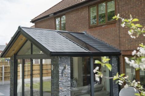 WARMRoof Hybrid | The Luxury Solid Tiled Conservatory Roof | With Glass Panels Single Story Extension, Orangery Extension Kitchen, Conservatory Roof Blinds, Conservatory Roof Replacement, Roof Blinds, Extension Exterior, Warm Roof, Veranda Design, Conservatory Extension