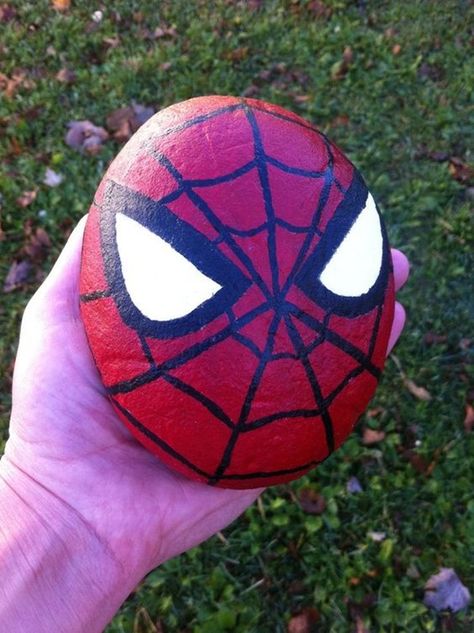 Spiderman Painting, Easy Diy Paint, Paint Rocks, Art Pierre, Rock Painting Ideas, Painted Rocks Kids, Painted Rocks Craft, Painted Rocks Diy, Rock Painting Ideas Easy