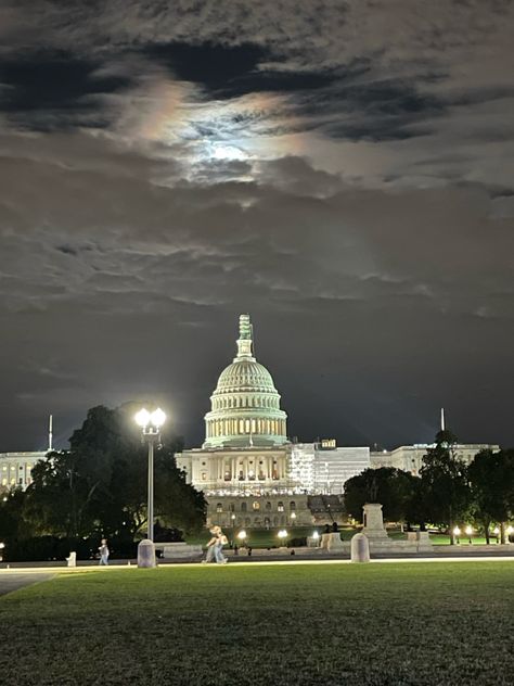 Dc Aesthetic, Washington Dc Capitol, Washing Dc, Al Qur'an Photography, Washington Dc Travel, Qur'an Photography, Dc Travel, Us Capitol, Dream Places