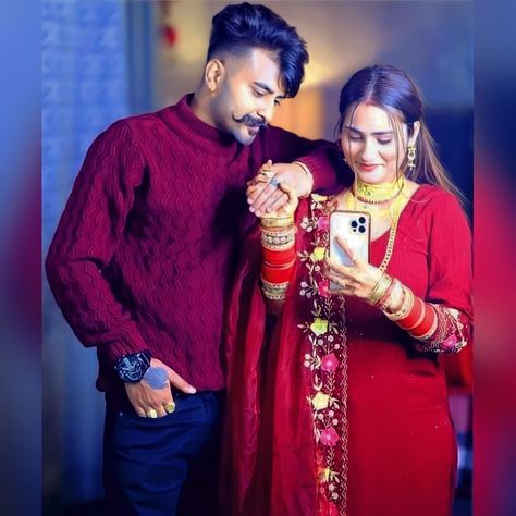 Punjabi Dp, Besties Dp Profile Pictures, Besties Dp, Camping Wallpaper, Couple Sweet, Hijab Dp, Love Pic, Punjabi Couple, App Hack