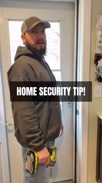 Security House Design, Security Guard House, Home Security Ideas, Personal Security Guard, Guard House, Home Security Tips, Personal Security, Security Tools, Security Guard