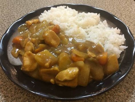 Kare Raisu (Curry Rice) ~Curry Estilo Japonés~ Kare Raisu, Rice Curry, Curry Rice, Sweet And Sour Pork, Chana Masala, Sweet Home, Rice, Meat, Chicken