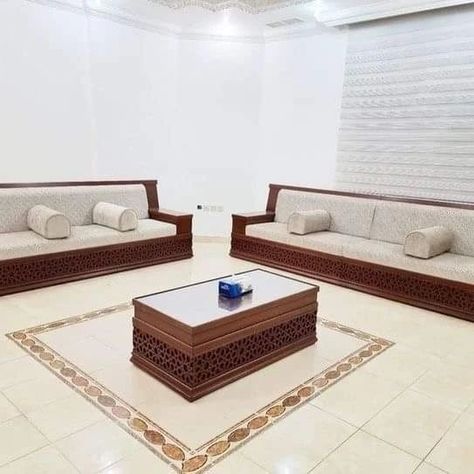 Woodwn Sofa Design Ideas ✨️ #sofadesigns #sofacumbed #sofadesign #sofa #livingroomdesign #Interiors #design #sofaliving #homedesignsdworld #explorepost #explorepage #woodworking #viralpost🤘💞 #makeuphack #indianfoodie #sleevesdesign #sharemarket #glowingskin Arabic Living Room, Sofa Design Ideas, Arabic Majlis, Small Modern House Plans, Latest Sofa Designs, Wooden Sofa Set Designs, Office Interior Design Modern, Wooden Sofa Designs, Pinterest Crafts