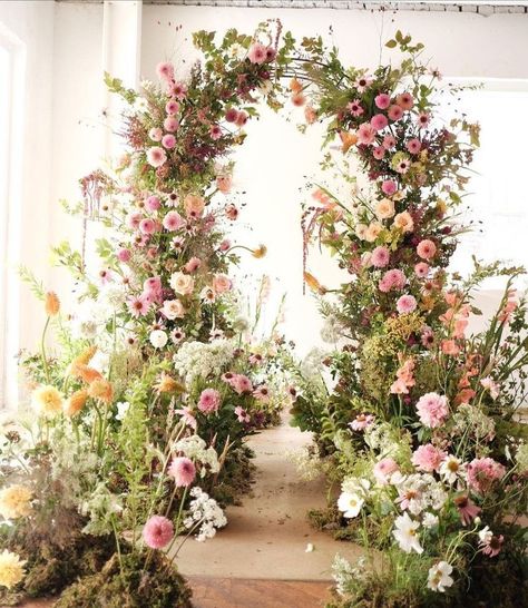 Bridal Garden Party, Wedding Installations, Wildflower Wedding Theme, Ceremony Florals, Bright Wedding Flowers, Engagement Decor, Aspen Wedding, Lily Wedding, Wedding Arbour