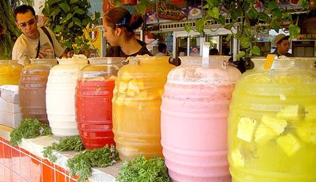 Watermelon Agua Fresca | DJFoodie.com: Filling, Generally Simple, Delicious Low Carb Recipes Types Of Drinks, Mexican Treats, Mexican Birthday Parties, Mexican Themed Weddings, Mexican Fiesta Party, Fiesta Birthday Party, Mexican Birthday, Fiesta Theme Party, Mexican Party Theme