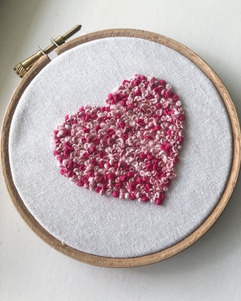 Roses are red, violets are blue and here’s a pink love heart just for you!💕💕 Happy Valentine’s Day to all those with big hearts out there!! . . . . . . . . . . . #galentinesday #handembroidery #frenchknot #HandEmbroideredValentine #HeartCardDesign #PinkValentineCard #EmbroideredLove #ValentinesDayGreetings #HandmadeHeartCard #LovelyEmbroidery #PinkHeartDesign #ValentinesCrafts #DIYValentineCard #EmbroideryArt #HandStitched #EmbroideryDesigns #HandEmbroideryArt #Needlework #EmbroideryLove #... Valentines Day Embroidery, Pink Love Heart, Instagram Roses, Diy Valentines Cards, Big Hearts, Valentines Day Greetings, Roses Are Red, Creative Embroidery, Embroidered Heart