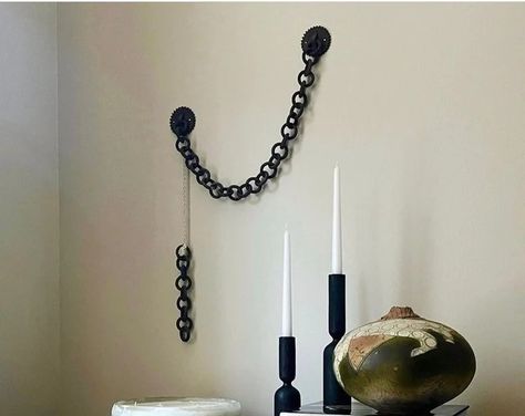 HandPlusFiber - Etsy Rope On Wall Decor, Rug Hung On Wall, Diy Chain Decor, Chain Sculpture, Ceramic Wall Art Sculpture, Ceramic Chain, Dark And Moody Interiors, Ceramic Wall Sculpture, Rustic Minimalist