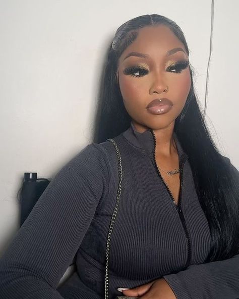 TouchedByKanda on Instagram: "RAW! No filter 😻😻😻 #softglam #nofilter #atl #londonmakeupartist #london #raw" Soft G, Makeup Artist, Makeup, Instagram