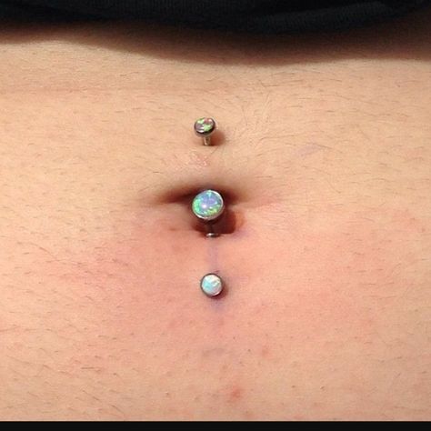 Floating Navel Piercing, Floating Navel, Navel Piercing Jewelry, Piercing Inspiration, Piercing Inspo, Navel Piercing, Piercing Ideas, Body Modifications, Body Mods