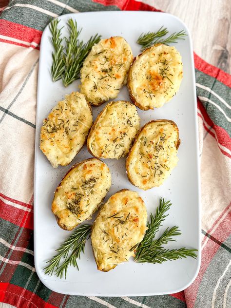 Rosemary Parmesan Twice Baked Potatoes - Charlotte Shares Fancy Potatoes, Au Gratin Potato Recipes, Rosemary Potatoes, Parmesan Potatoes, Potatoes Au Gratin, Baked Garlic, Loaded Baked Potatoes, Twice Baked, Twice Baked Potatoes