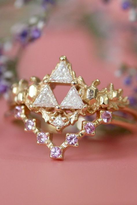 Princess Zelda Wedding Dress, Knight And Princess Wedding, Anime Wedding Rings, Loz Jewelry, Zelda Wedding Dress, Zelda Jewelry, Zelda Wedding, Zelda Ring, Stack Rings