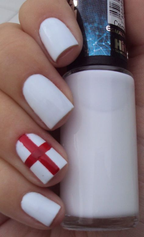 england nail art England Nails, British Flag Nails, Football Nail Designs, Football Nails, Flag Nails, Uk Nails, Cosmetic Grade Glitter, England Flag, Gothic Nails