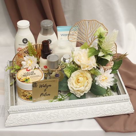 pesan sekarang melalui link berikut Hantaran Pernikahan Aesthetic, Hantaran Aesthetic, Hantaran Lamaran, Kotak Mahar, Dulang Hantaran Ideas, Hantaran Ideas, Dulang Hantaran, Wedding Favor Gift Boxes, Hantaran Pernikahan