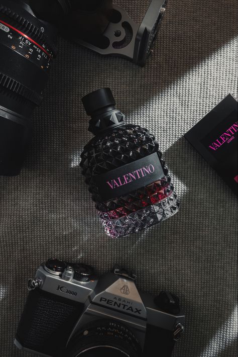 Best fragrance for date and winter season Valentino Perfume Men, Valentino Born In Roma Intense, Born In Roma Intense, Classy Perfume, Valentino Born In Roma, Valentino Perfume, Fragrance Men, Winter Perfume, Born In Roma