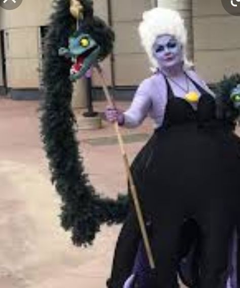 Ursula Costume Ideas, Disney Villains Makeup, Ursula Cosplay, Ideas Disfraz, Ursula Costume, Mermaid Costumes, Cosplay Idea, Trunk Or Treat Ideas, Plus Size Costume