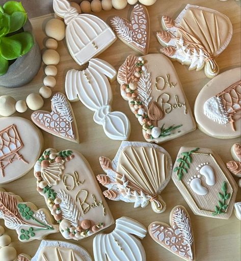 Boho Baby Shower Cookies, Cookie Decorating Party Ideas, Boho Cookies, Boho Gender Reveal, Western Baby Girls, Boho Baby Shower Ideas, Gender Reveal Cookies, Pearl Anniversary, Bohemian Baby Shower