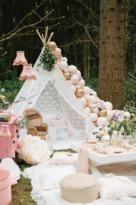 Kara's Party Ideas Woodland Fairy Tea Party | Kara's Party Ideas Floral Balloon Garland, Luxe Picnic, Lace Teepee, Picnic Inspo, Fairy Garden Birthday Party, Boho Birthday Party, Teepee Party, Fairy Tea Parties, Wedding Balloon Decorations