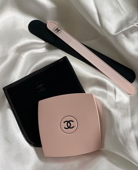 Chanel Mirror, Chanel Aesthetic, Makeup Package, Makeup Store, Chanel Beauty, Chanel Makeup, Pink Chanel, Pink Vibes, Cute Wallpaper For Phone