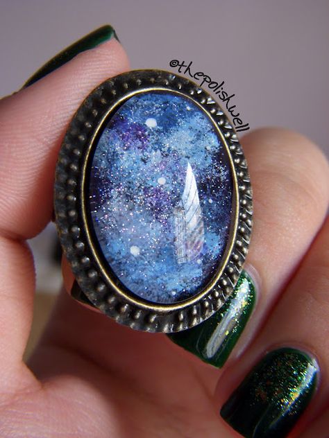 Galaxy Ring - stunning nail polish jewelry <3! Cabachon Jewelry, Nail Polish Jewelry, Acrylic Nail Polish, Nail Polish Crafts, Galaxy Ring, Diy Nail Polish, Nail Polish Art, Metal Clay Jewelry, Precious Metal Clay