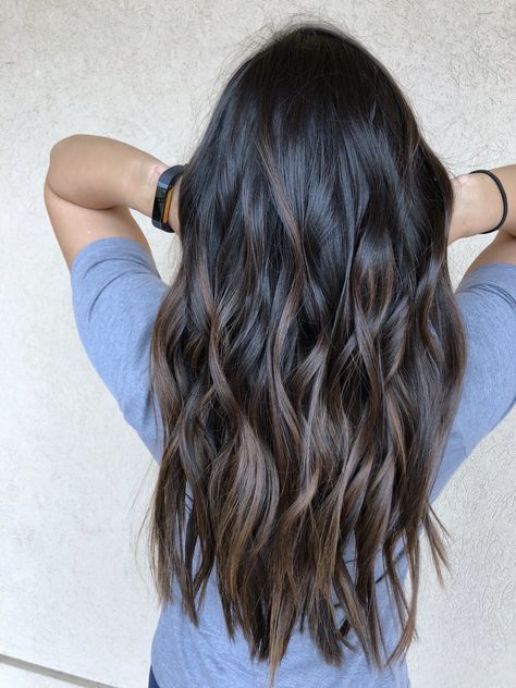 Melted Chocolate Balayage dome by @maryxjoy Black Hair Ombre, Brunette Ombre, Black Hair Balayage, Brown Hair Balayage, Black Ombre, Trendy Hair, Long Wavy Hair, Hair Color Balayage, Asian Hair