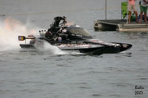 drag boats | Thread: Whiskey River Drag Boat Crash - Amazing Drag Boat Racing, Hydroplane Boats, Offshore Boats, Boat Racing, Top Fuel, Cool Boats, Chicago River, Different Sports, Boat Race