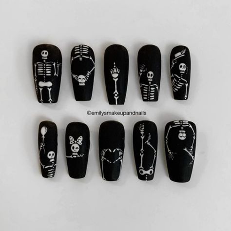 Holloween Nails, Beauty Hacks Nails, Halloween Acrylic Nails, Cute Simple Nails, Anime Nails, Goth Nails, Trendy Nail Design, Nails Desing, Luxury Nails