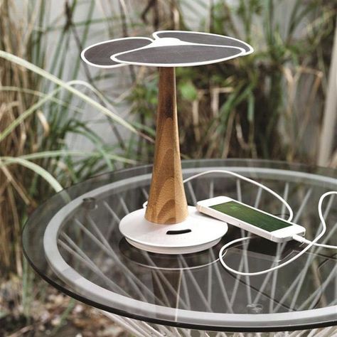 Ginkgo Solar Tree Charger #Charger, #Solar, #Tree Solar Tree, Green Led Lights, Ginkgo Tree, Solar Power Diy, Solar Roof, Best Solar Panels, Photovoltaic Panels, Solar Energy System, Solar Heating